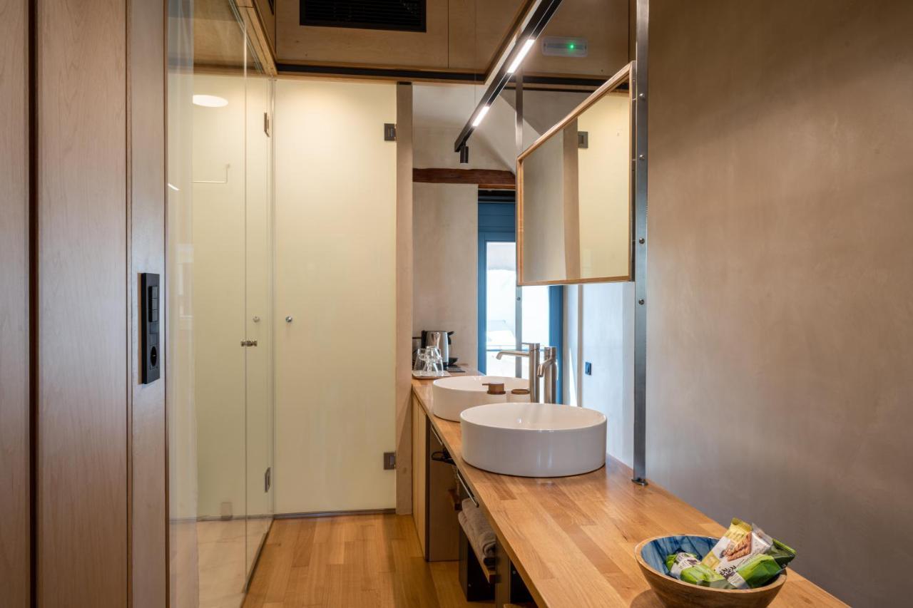 Kallergon Luxury Suites ハニア エクステリア 写真