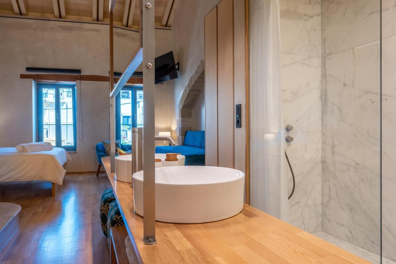 Kallergon Luxury Suites ハニア エクステリア 写真